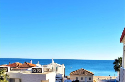 Tavernes de la Valldigna Apartment | Spacious apartment in Tavernes de la Valldigna with sea view