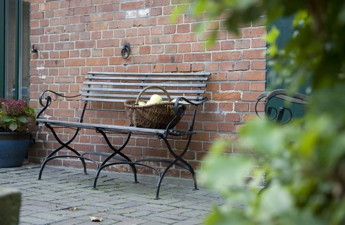 Nordenholz Apartment | Spacious apartment * On the mountain 1 * on the edge of the forest Hasbruch