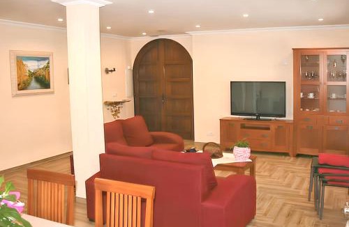 Puente-Arenas House | Spacious House in Merindad de Valdivielso