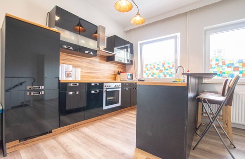 Heerdt Apartment | Spacious House
