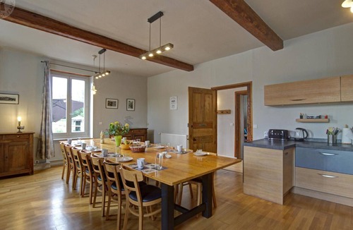 Mornand-en-Forez Cottage | Spacious lodging with pool, pet-friendly, Wi-Fi, and private parking