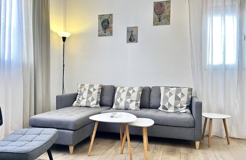 Centro Villa | Spacious new home, 3 bedrooms, near center and beach, parking, WIFI, air conditioning