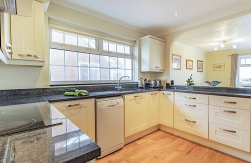 Lydd Cottage | Spacious property and stunning sea views in great location.