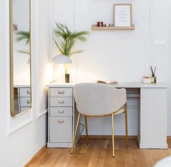 Smichov Apartment | Spacious Smíchov 2 Bedroom Apartment with Excellent Tram Connection