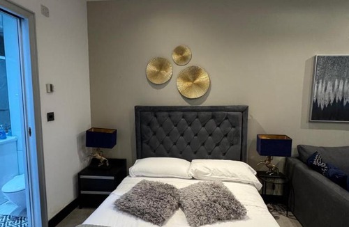 Marylebone Apartment | Spacious Studio in Marylebone