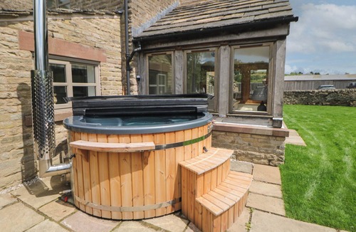 Sutton Cottage | Stag Cottage
