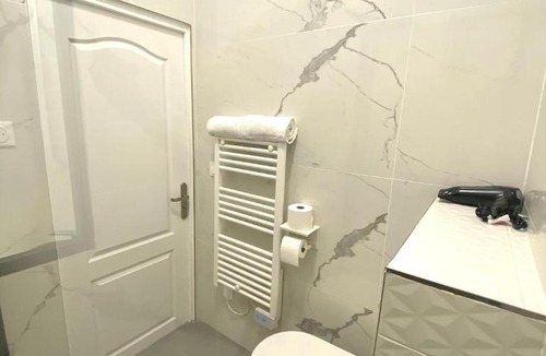 Bonne-Nouvelle Apartment | Studio Aboukir 2