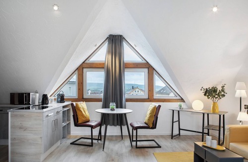 Alsfeld Apartment | Studio Apartment 'Vogelsberger Bett Die 2' with Wi-Fi