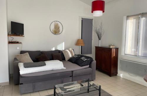 Bouc-Bel-Air Apartment | Studio entre Aix et Marseille