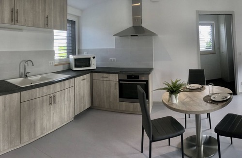 Pulversheim Apartment | Studio in new building ideal for travelling executive