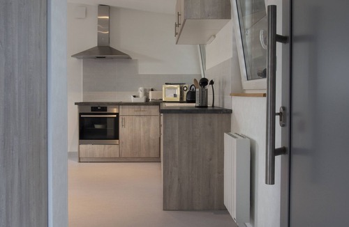 Pulversheim Apartment | Studio in new building ideal for travelling executive
