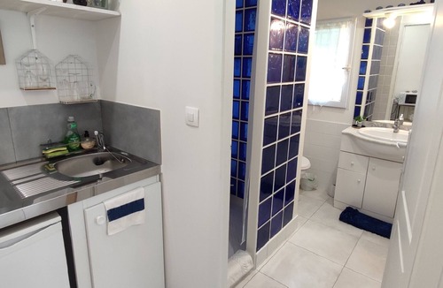 Aiguelongue Apartment | Studio ind. in villa Castelnau center, pkg free ext, near cl. du Parc.