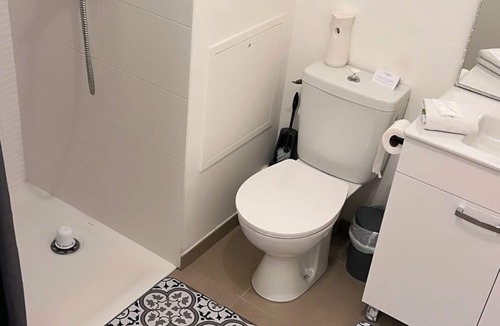 Decines-Charpieu Apartment | Studio Near LDLC ARENA OL