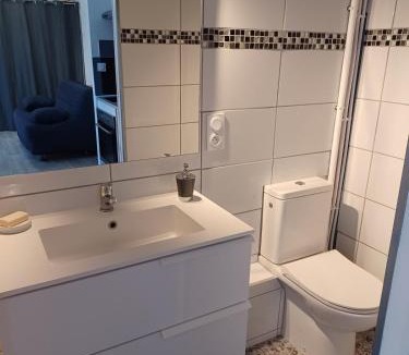Route d'Arles Apartment | Studio neuf confortable à 10 min à pied de la gare
