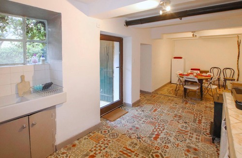 Eygalieres House | Stunning home in Eygalières with WiFi