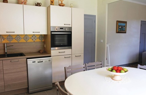 Verquieres House | Stunning home in Verquières with WiFi