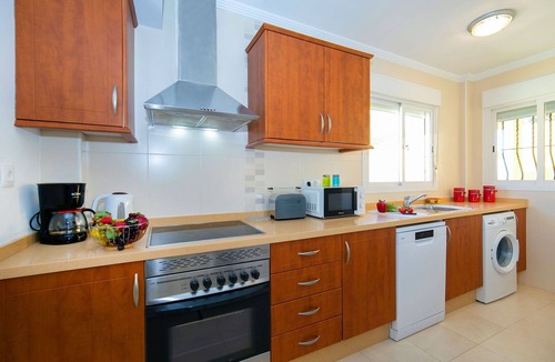 Jalon House | Stunning villa for 6 guests with pool, WIFI, A/C, TV and terrace