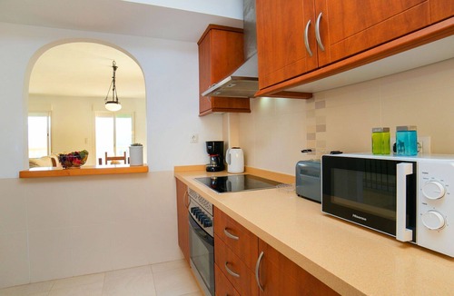 Jalon House | Stunning villa for 6 guests with pool, WIFI, A/C, TV and terrace