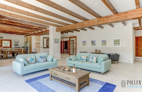 Crestatx Villa | Stunning Villa, with large pool & gardens