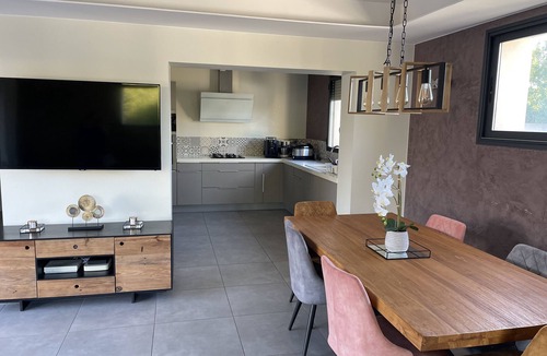 Lunel Villa | Sumptuous villa with swimming pool, close to the p