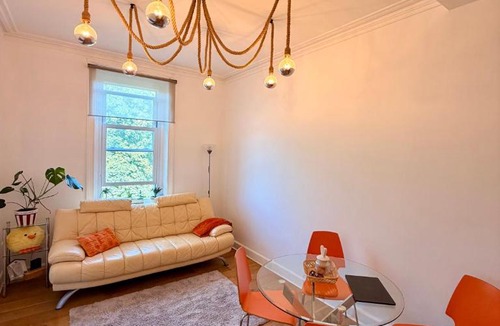 Bournemouth City Centre Apartment | Sunny Hive - West Cliff