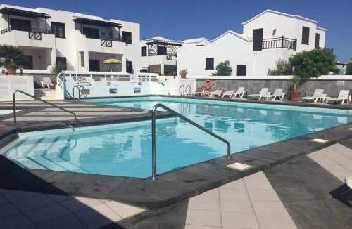 Playa Honda Apartment | Sunny Seaside Escape Cozy 1-Bed Holiday Let in Playa Honda near to the sea