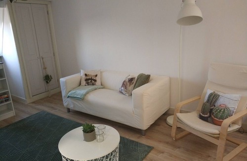Scheveningen Apartment | Sunny studio circus theater Scheveningen