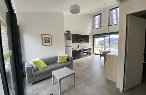 Duilhac-sous-Peyrepertuse Villa | Superb VILLA, swimming pool, air-conditioned, MAGNIFICENT VIEWS, cathar country
