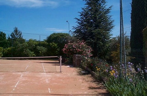 Croagnes Villa | Superb 160m2 villa with swimming pool and tennis court sleeps 6