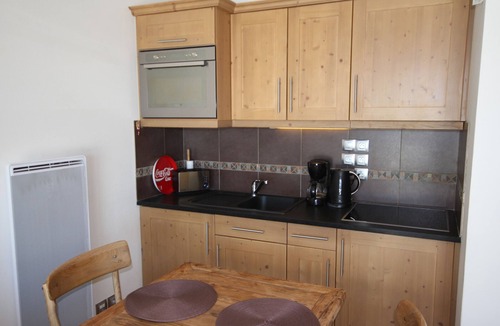 Bisanne 1500 Apartment | Superb new 2-room with pool, covered parking and Wi-Fi