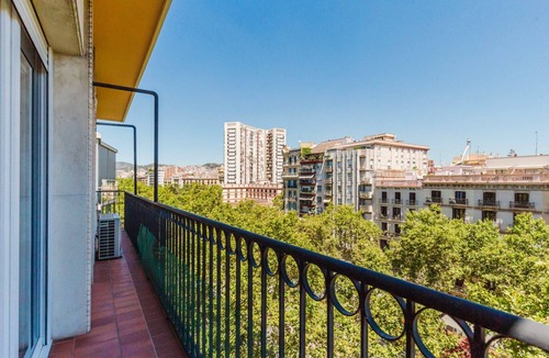 el Fort Pienc House | Sweet La Dreta de l'Eixample XBR w/Elevator & Washer, by Blueground