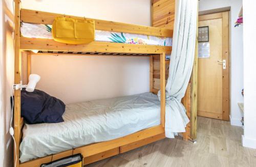 Doucy-Combelouviere Apartment | T Du Morel - A25 - 4 PERS