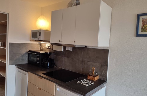 Les Sablettes Apartment | T2 air-conditioned 5 minutes from the beach of Les Sablettes LLS2