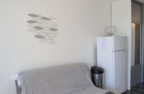 Saint-Pierre-la-Mer Apartment | T2 cabin apt 4 pers, terrace, parking, pool - Saint Pierre la Mer