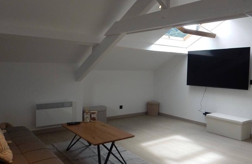 Saint-Pe-de-Bigorre Apartment | T2 refurbished - 4 pers - Quiet and relaxing 10 min from Lourdes