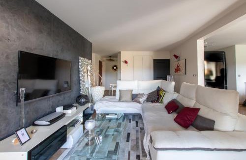 Garrigues Apartment | T4 Terrasse VUE sur le GOLF