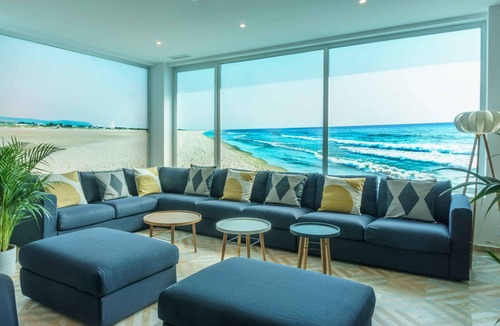 Conil de la Frontera City Center Hostel | TAKE Hostel Conil