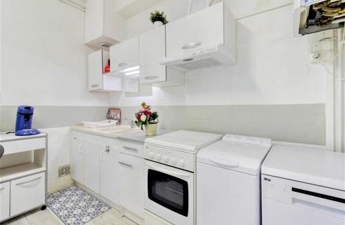Tarbes Apartment | Tarbes Immeuble résidentiel labelisé et classé Proche des Halles Marcadieu et Brauhauban et du Parc des expositions - Appartements Appaloosa T2 Rdc et Pyrénéa T2 au 1er étage avec terrasse couverte -Parking gratuit-