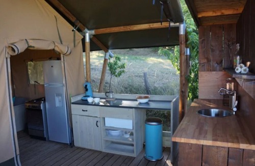 La Serpent Cabin | Tent Safari Avec Piscine Prive et Belle Vue, Mas du Fontaoulie