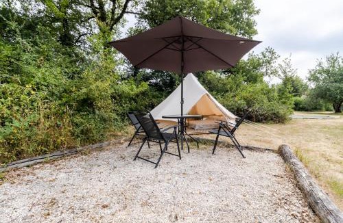 Auriac-du-Perigord Other | Tente Glamping Éco-Chic