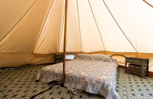 Auriac-du-Perigord Other | Tente Glamping Éco-Chic