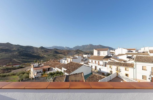 Montecorto Ski Chalet | TEON HOUSE WITH PRIVATE POOL