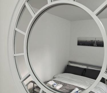 Gravesend Apartment | Thames Riverside Studio, Gravesend Town Centre - near train station