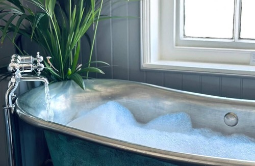 Wareham Hotel | The Bear Hotel