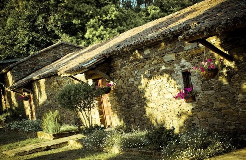 Andeade Cottage | The Pazo de Andeade, was founded at the beginning of the 18th century.