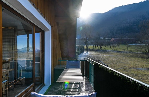 Giez Condo | The green fee, close to the Golf course and 5 minutes from the lake