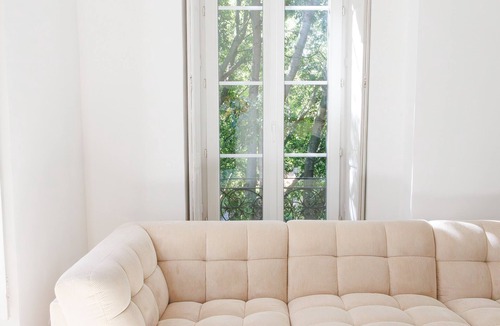 Cadereau Apartment | The Haussmann-style Jardins de la Fontaine
