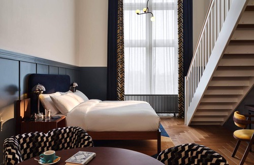 Eastern Docklands Hotel | The Hoxton, Lloyd