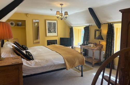 Cameley Hotel | The Hunters Rest Inn