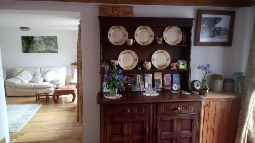Upton Cheyney House | The Old Swan